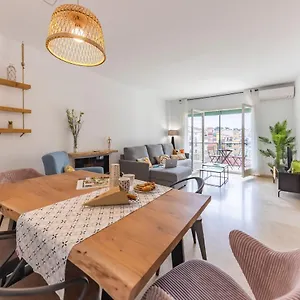 Apartment Bravissimo Placa De La Independencia, Morning Sun Spain
